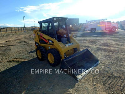 2015 SKID STEER LOADERS CATERPILLAR 226B3