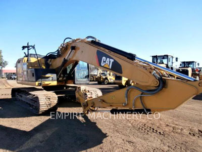 2014 TRACK EXCAVATORS CATERPILLAR 320E LRR P