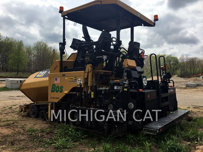 2012 ASPHALT PAVERS CATERPILLAR AP555E