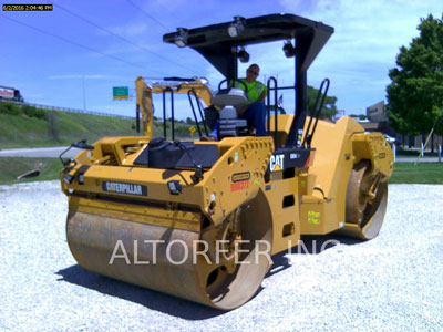 2014 VIBRATORY DOUBLE DRUM ASPHALT CATERPILLAR CB54XW