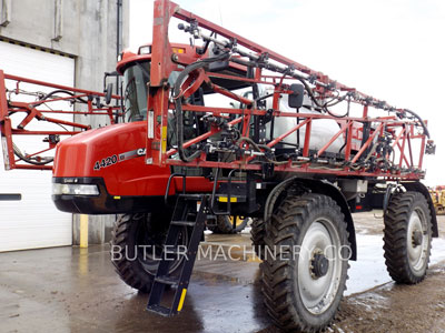 2009 SPRAYER CASE/INTERNATIONAL HARVESTER 4420