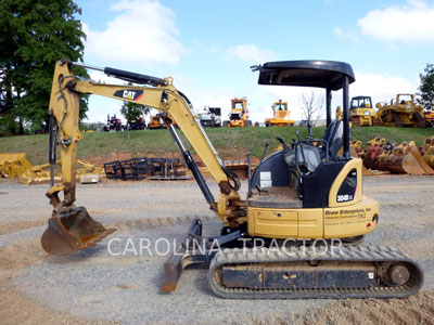 2011 TRACK EXCAVATORS CATERPILLAR 304DCR