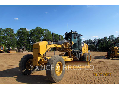 2013 MOTOR GRADERS CATERPILLAR 12M2