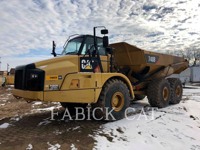 2013 ARTICULATED TRUCKS CATERPILLAR 740B