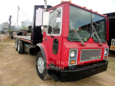 1984 TRAILERS MACK MR6855