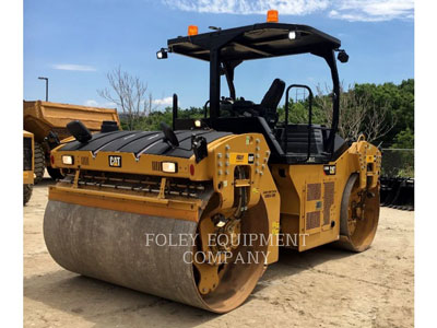 2017 COMPACTORS CATERPILLAR CB66B