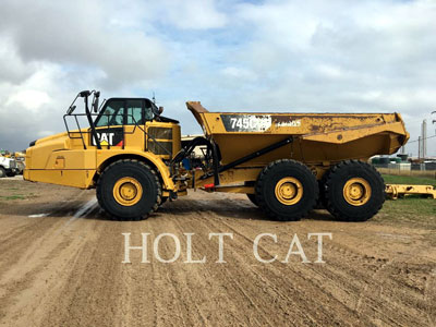 2015 ARTICULATED TRUCKS CATERPILLAR 745C