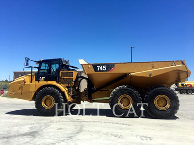 2017 ARTICULATED TRUCKS CATERPILLAR 745