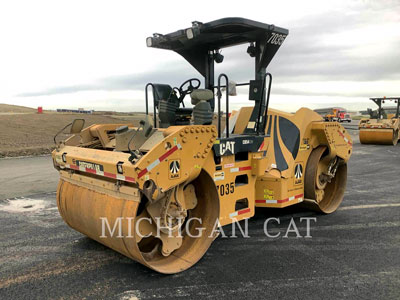 2013 VIBRATORY DOUBLE DRUM ASPHALT CATERPILLAR CB54 XW