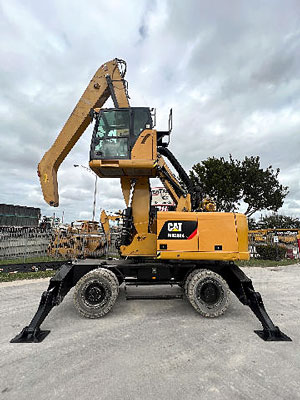 2017 Excavator - Material Handler CATERPILLAR MH3024