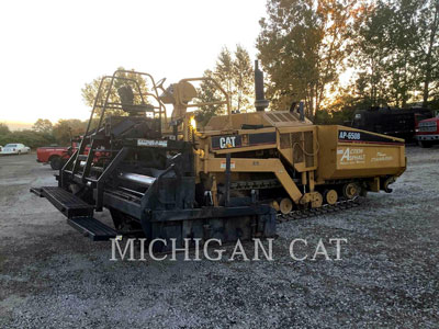 2000 ASPHALT PAVERS CAT AP650B