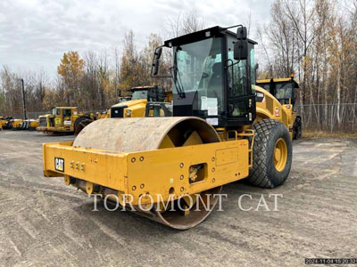 2017 COMPACTORS CAT CS66B