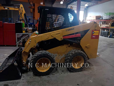 2017 SKID STEER LOADERS CAT 236D H2CN