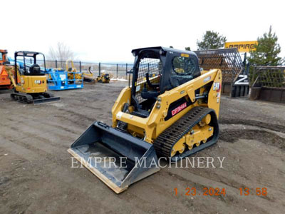 2023 SKID STEER LOADERS CAT 239D3