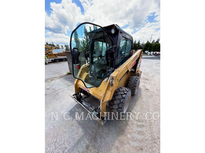 2017 SKID STEER LOADERS CAT 236D H2CB