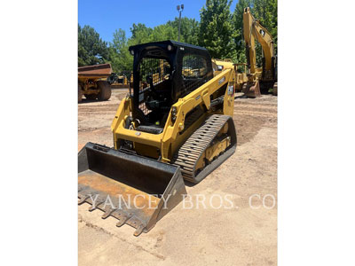 2023 SKID STEER LOADERS CAT 239D3