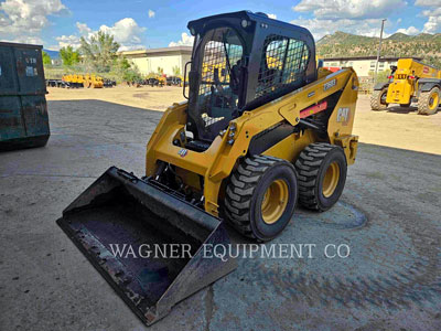 2023 SKID STEER LOADERS CAT 236D3