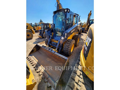 2023 SKID STEER LOADERS DEERE & CO. 332G