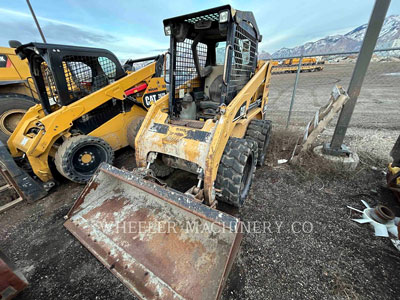 2007 SKID STEER LOADERS CAT 246B MA8