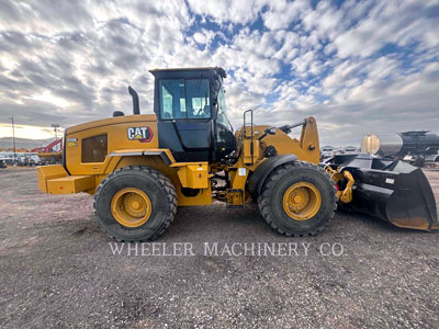 2024 WHEEL LOADERS/INTEGRATED TOOLCARRIERS CAT 938M QC