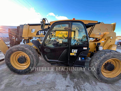 2021 TELEHANDLER CAT TL1055D CB