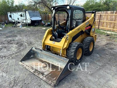 2022 SKID STEER LOADERS CAT 242D3