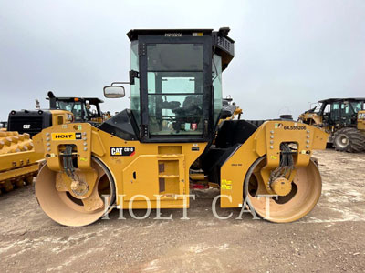 2018 VIBRATORY SINGLE DRUM ASPHALT CAT CB10