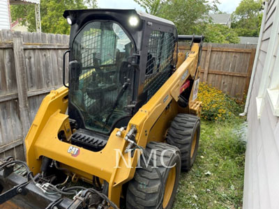 2022 SKID STEER LOADERS CAT 242D3