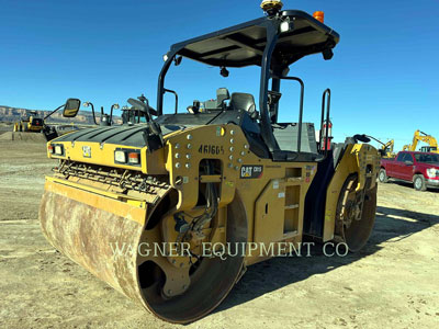 2019 COMPACTORS CAT CB15