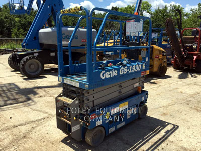 2016 LIFT - SCISSOR GENIE INDUSTRIES GS1930EE